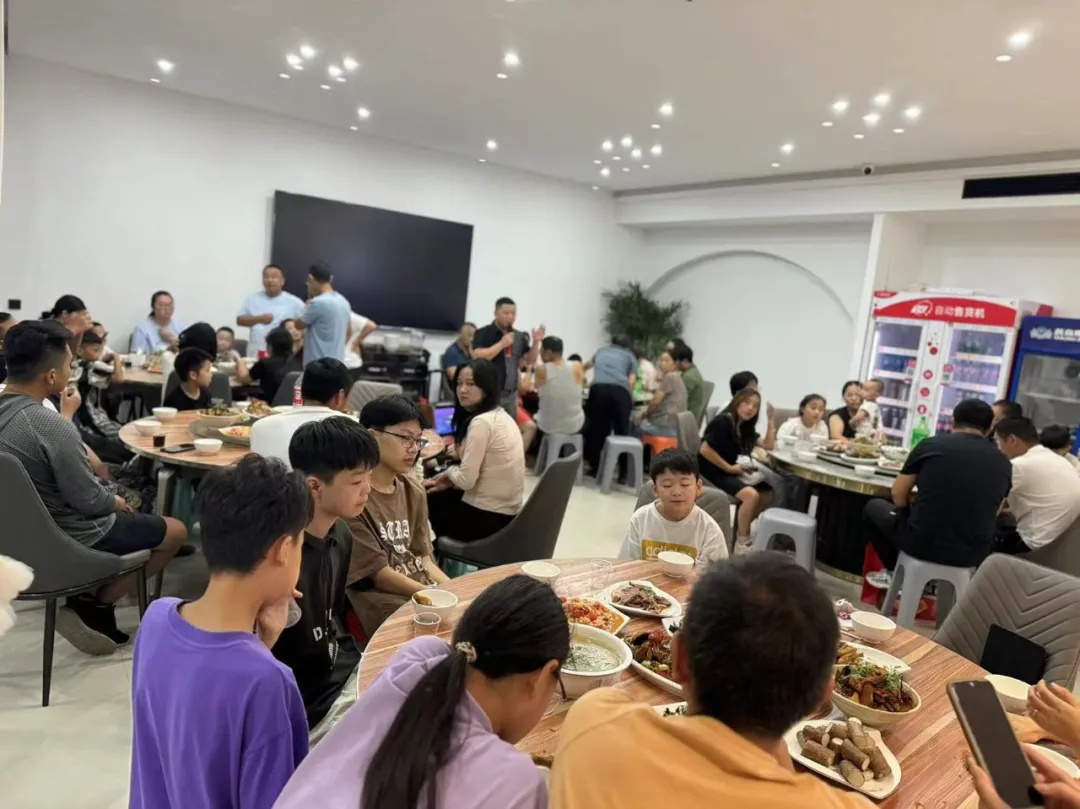 云臺(tái)之巔，品質(zhì)見(jiàn)證|華天成河北邯鄲運(yùn)營(yíng)中心成功舉辦云臺(tái)山團(tuán)建活動(dòng)！