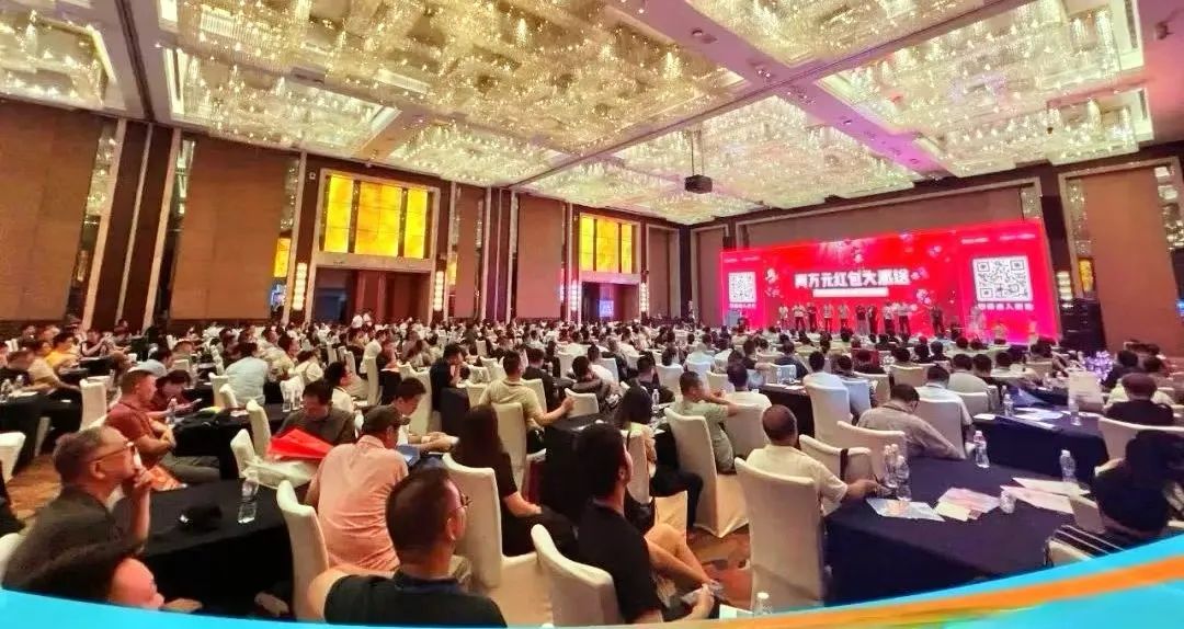 亮劍濟(jì)南展,華天成泳池節(jié)能案例獨(dú)占鰲頭,盡顯卓越實(shí)力!