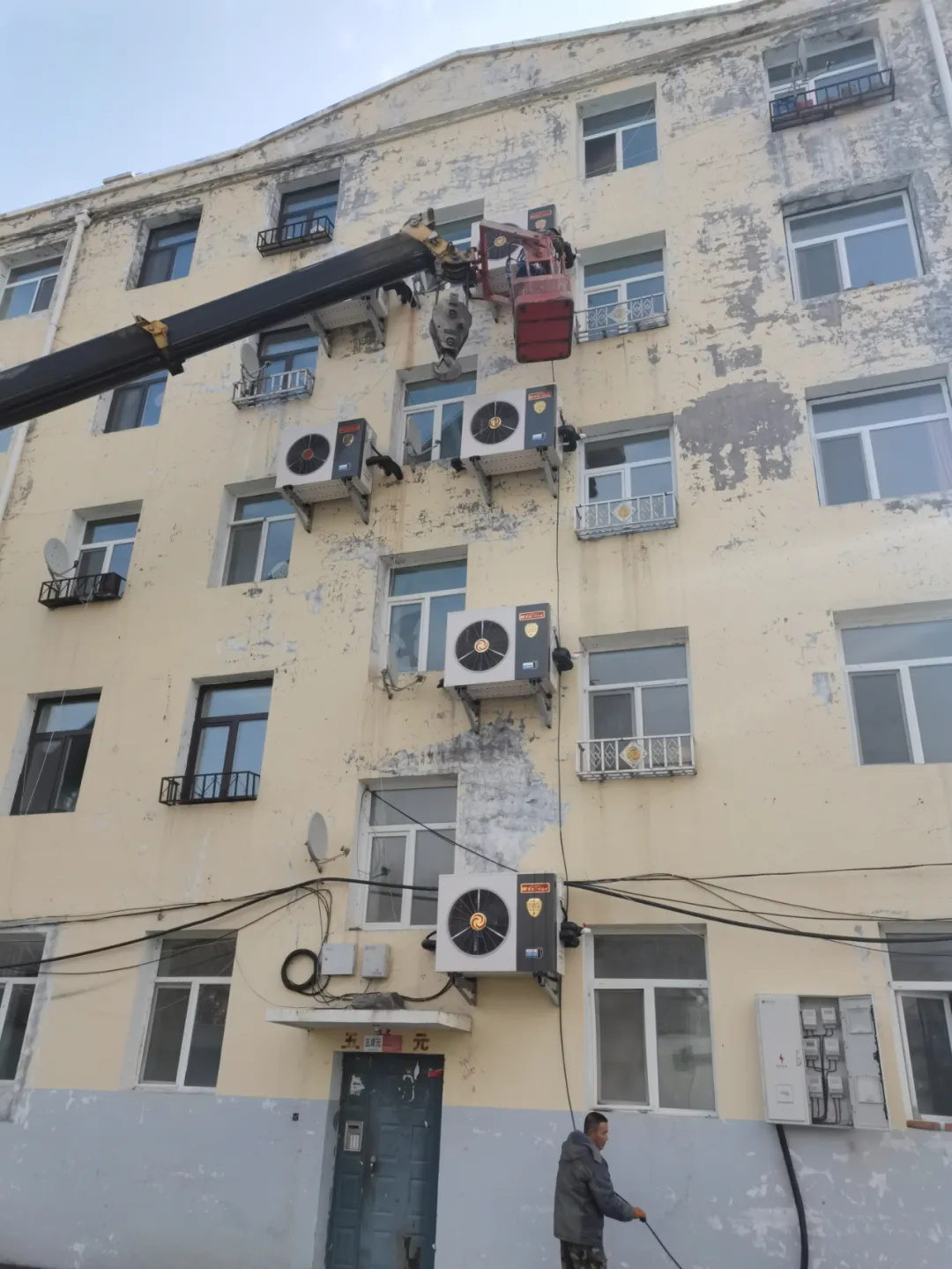 不要集中供暖，內蒙興安盟小區住戶首選華天成空氣能采暖！